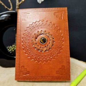 Carnet Grimoire Œil du Tigre en Cuir